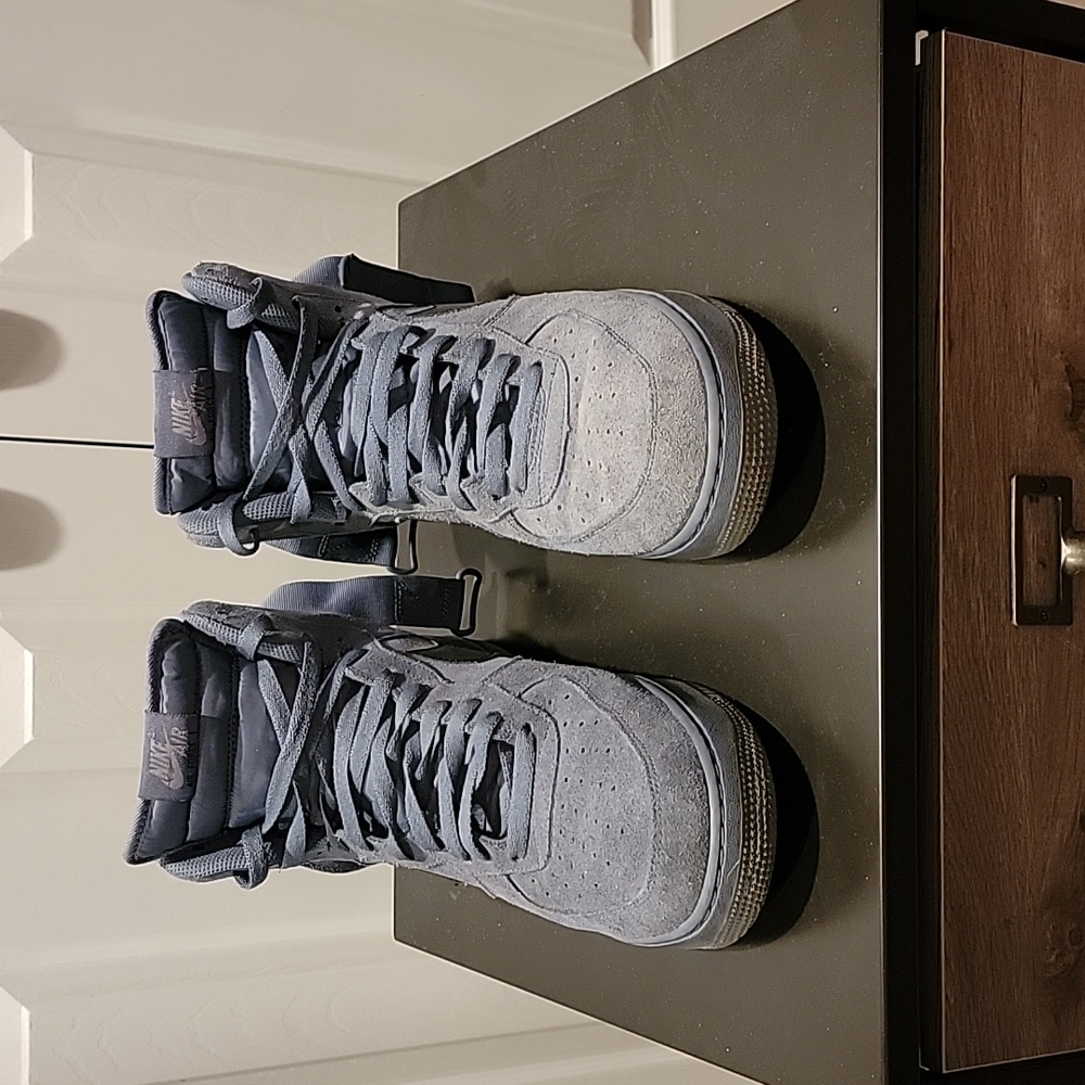 Mens nikes